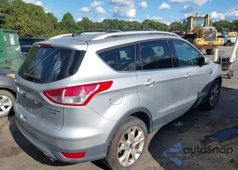 2016 Ford Escape Titanium из США, поврежденный, VIN 1FMCU9JX2GUB44469